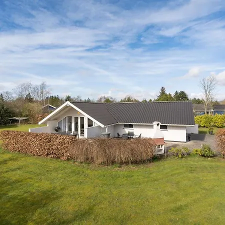 Holiday home Edvardsine - 12km From The Sea In Western Jutland By Interhome