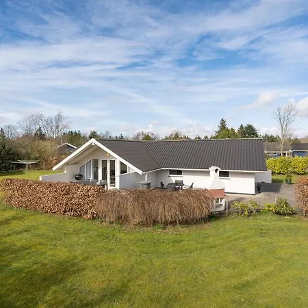 Nyaraló Edvardsine - 12km From The Sea By Interhome Oksbøl