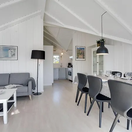 Edvardsine - 12km From The Sea By Interhome *